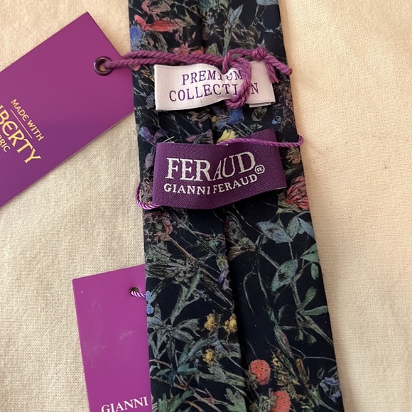 Gianni Feraud Liberty Fabric Ties - Picture 3 of 9
